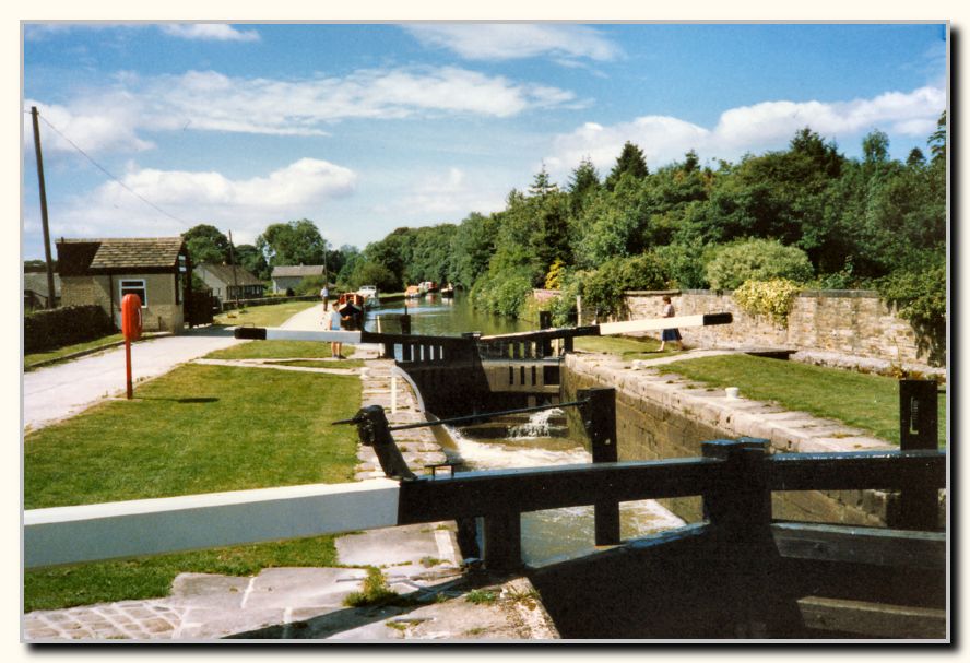 33c Gargrave  Lock Gates